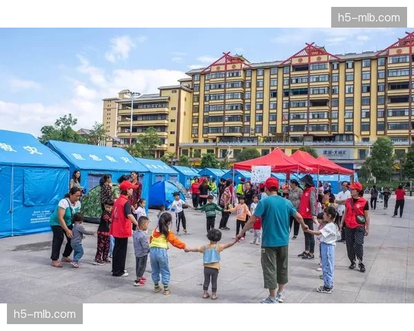 格拉纳达主场为当地地震受灾民众举行募捐活动